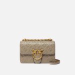 Μικρή τσάντα χιαστί Love Bag με εσώγλυφο λογότυπο - Μπεζ