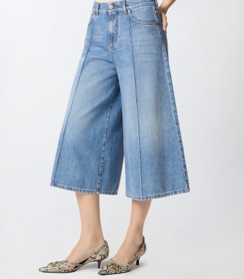 Τζιν βερμούδα σε γραμμή wide-leg - Γαλάζιο