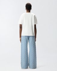 T-shirt με κεντημένη καρδιά - Λευκό