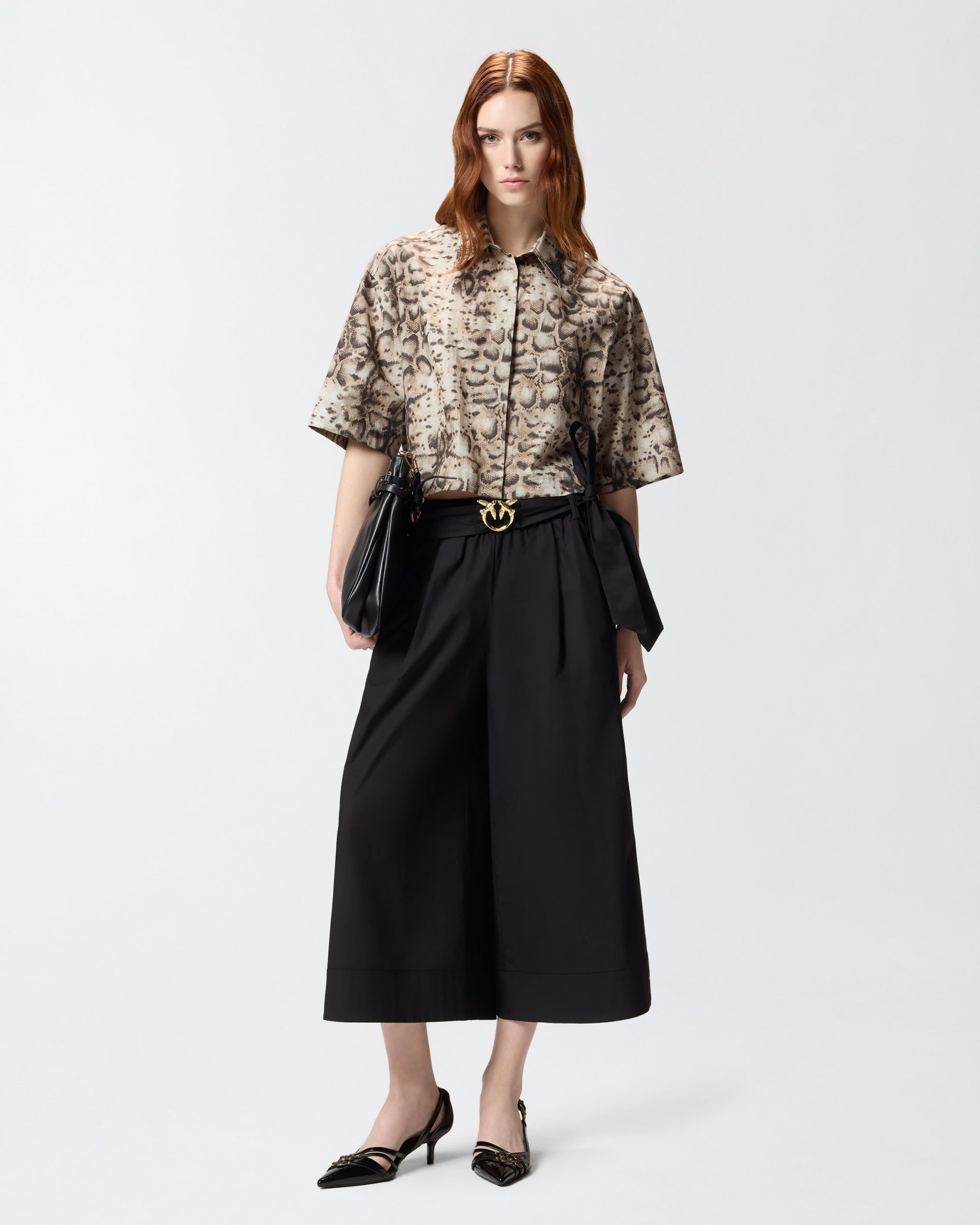 Μακριά βερμούδα με αγκράφα Love Birds - Μαύρο