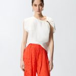 Τοπ με χρυσή λεπτομέρεια - Λευκό